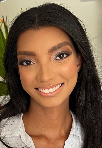 Glam makeup by Danielle Amorr
